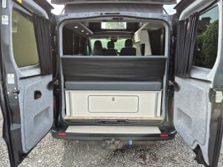 GREY 2022 RENAULT TRAFIC SL28 SPORT + BLUE DCI - Imaging+