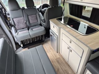 GREY 2022 RENAULT TRAFIC SL28 SPORT + BLUE DCI - Imaging+