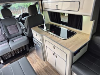 GREY 2022 RENAULT TRAFIC SL28 SPORT + BLUE DCI - Imaging+