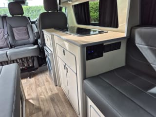 GREY 2022 RENAULT TRAFIC SL28 SPORT + BLUE DCI - Imaging+