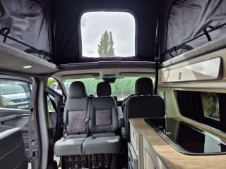 GREY 2022 RENAULT TRAFIC SL28 SPORT + BLUE DCI - Imaging+