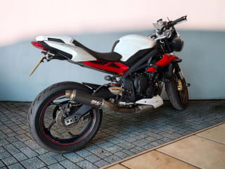 White 2017 Triumph Street Triple 675 - Photo 8