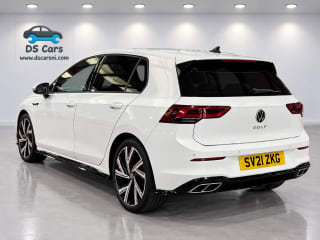 Side profile of the 2021 Volkswagen Golf R-Line, highlighting the alloy wheels