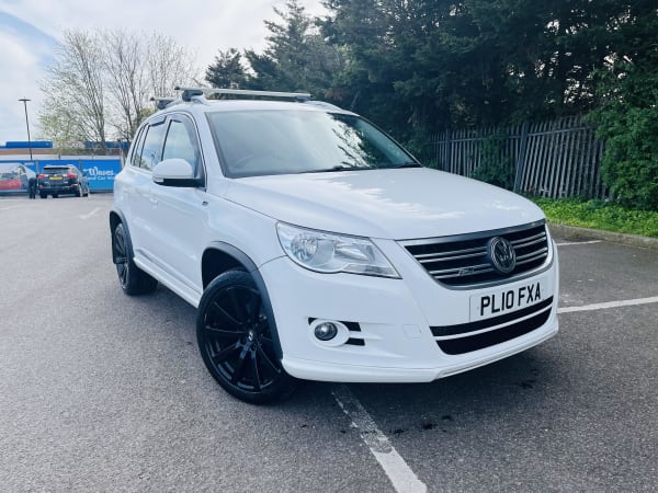 2010 VOLKSWAGEN TIGUAN RLINE TDI 4MOT 140