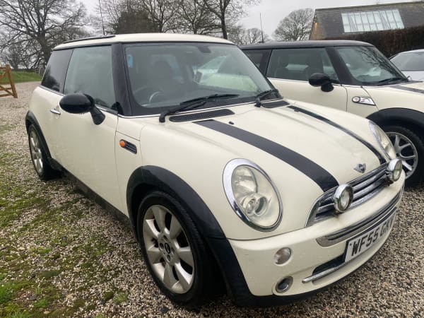WHITE 2005 MINI MINI COOPER
