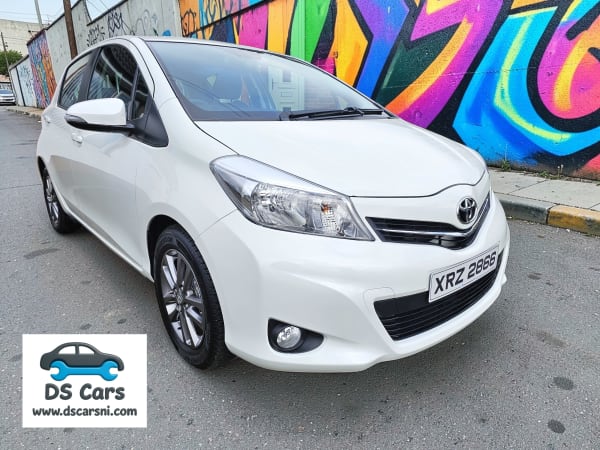 WHITE 2014 TOYOTA YARIS 1.3 VVT-I CVT