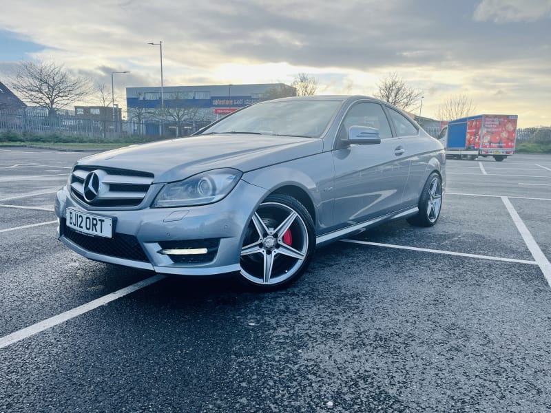 2012 MERCEDES-BENZ C180 AMG SPORT BLUEEFFI-CY AMG