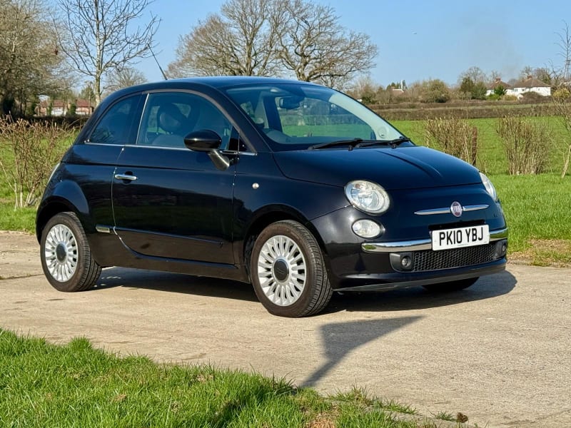 BLACK 2010 FIAT 500 LOUNGE S-A