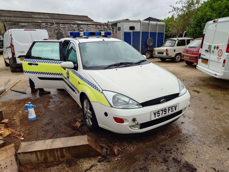 2001 FORD FOCUS ZETEC