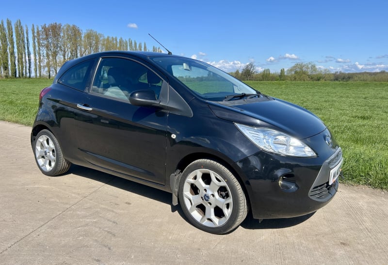 BLACK 2013 FORD KA TITANIUM