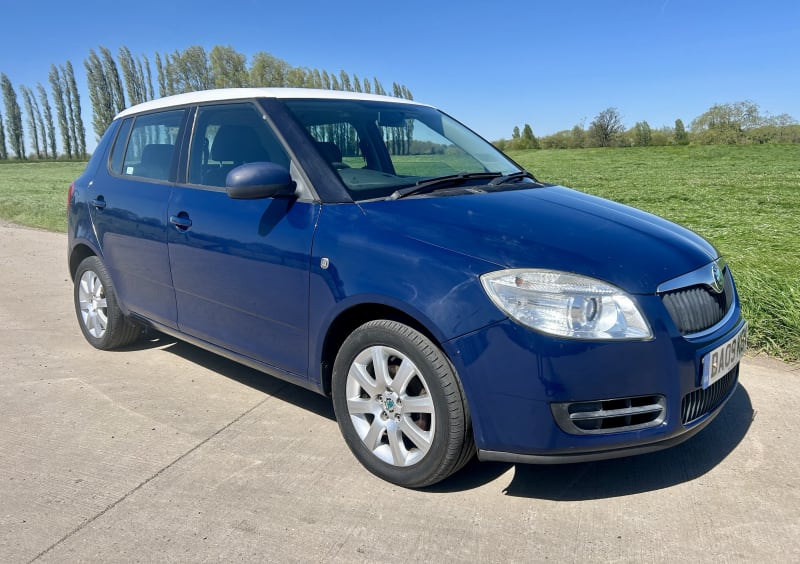 BLUE 2009 SKODA FABIA 2 HTP 70