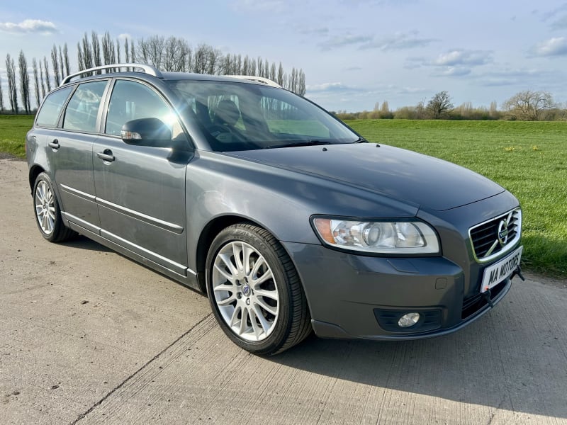 GREY 2012 VOLVO V50 SE EDITION D3 AUTO