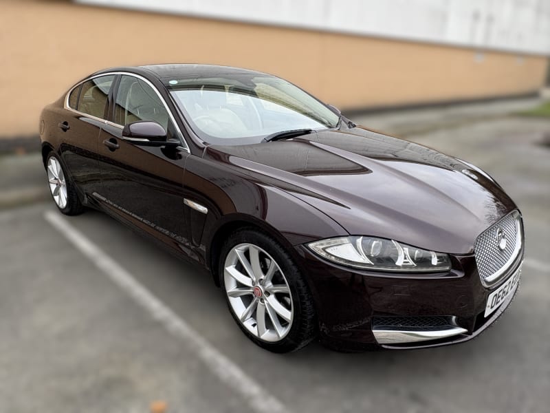 RED 2012 JAGUAR XF PREMIUM LUXURY V6 D AUTO