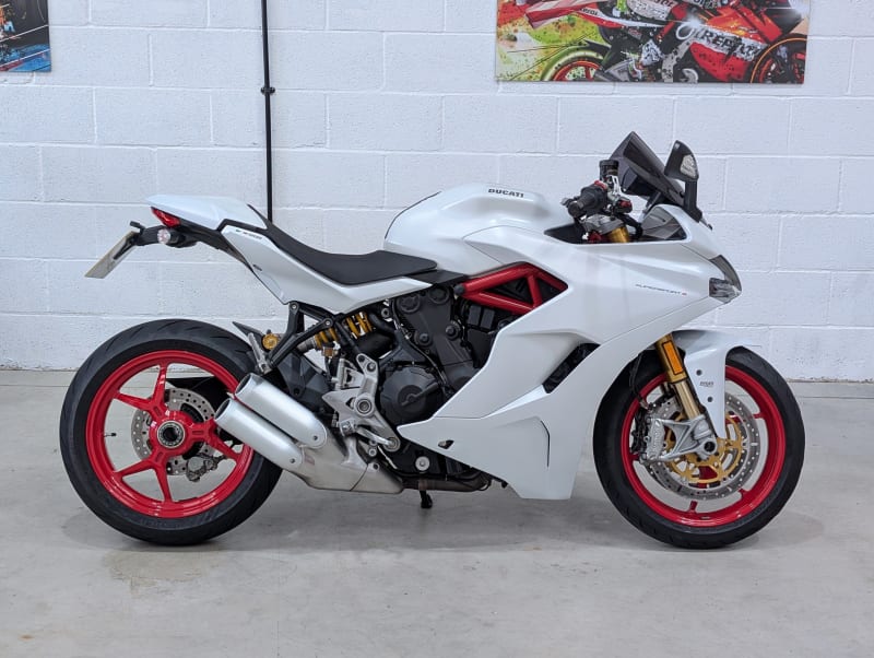 WHITE 2019 DUCATI SUPERSPORT S