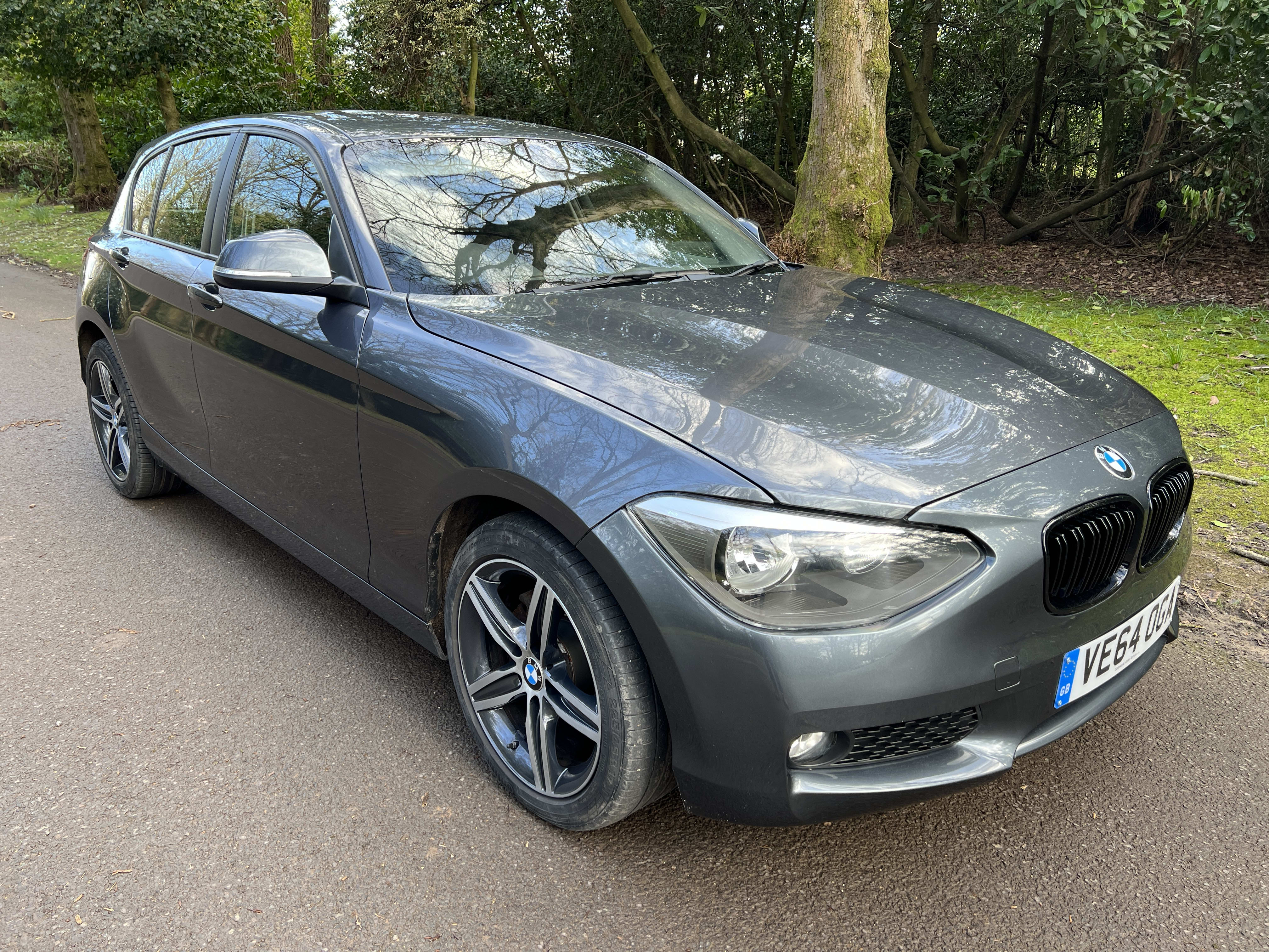GREY 2014 BMW 116D SPORT
