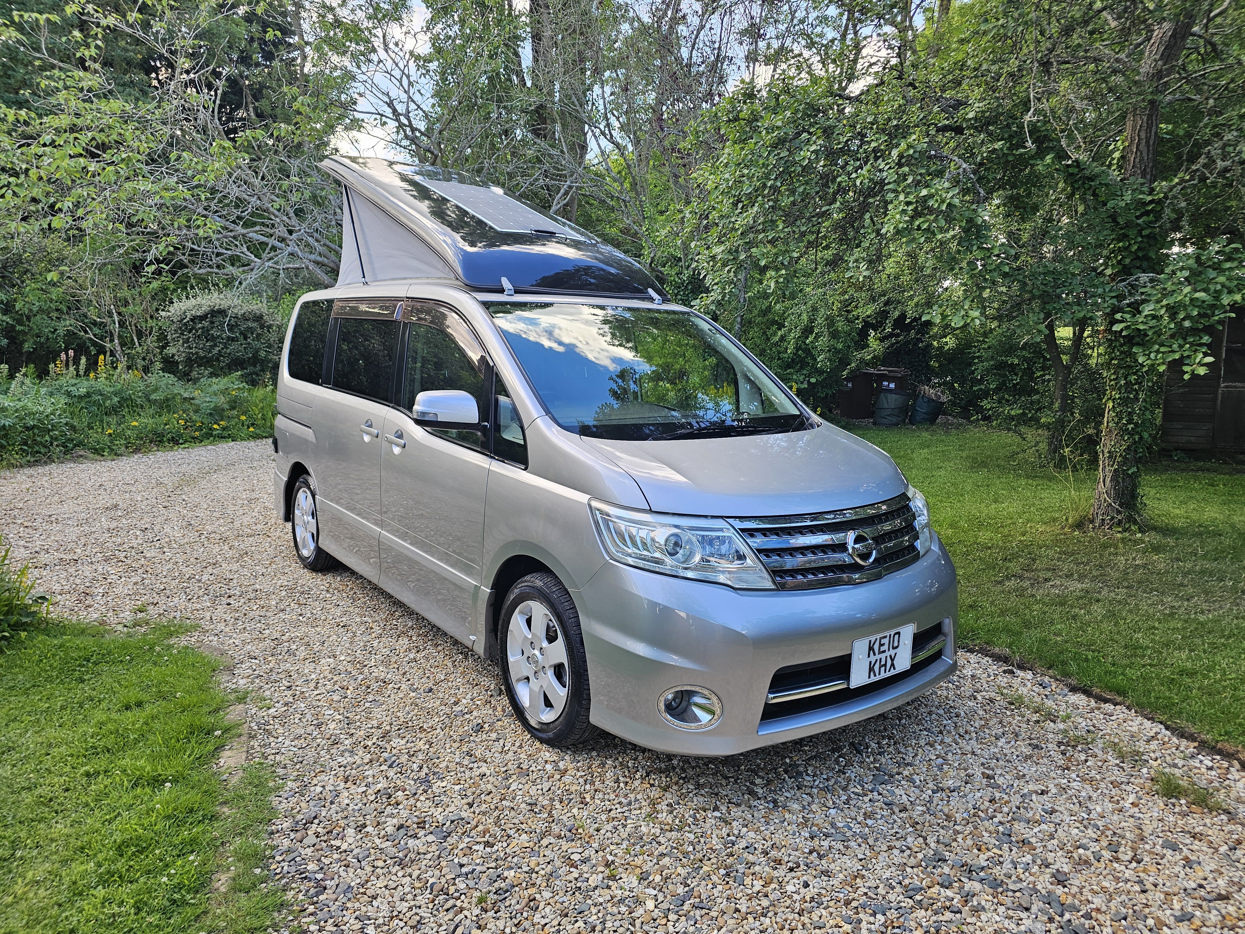 2010 Nissan Serena Highway Star used car for sale