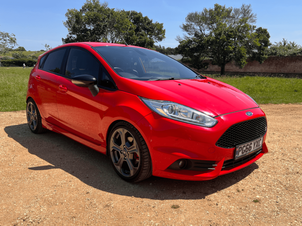 RED 2017 FORD FIESTA ST-3 TURBO