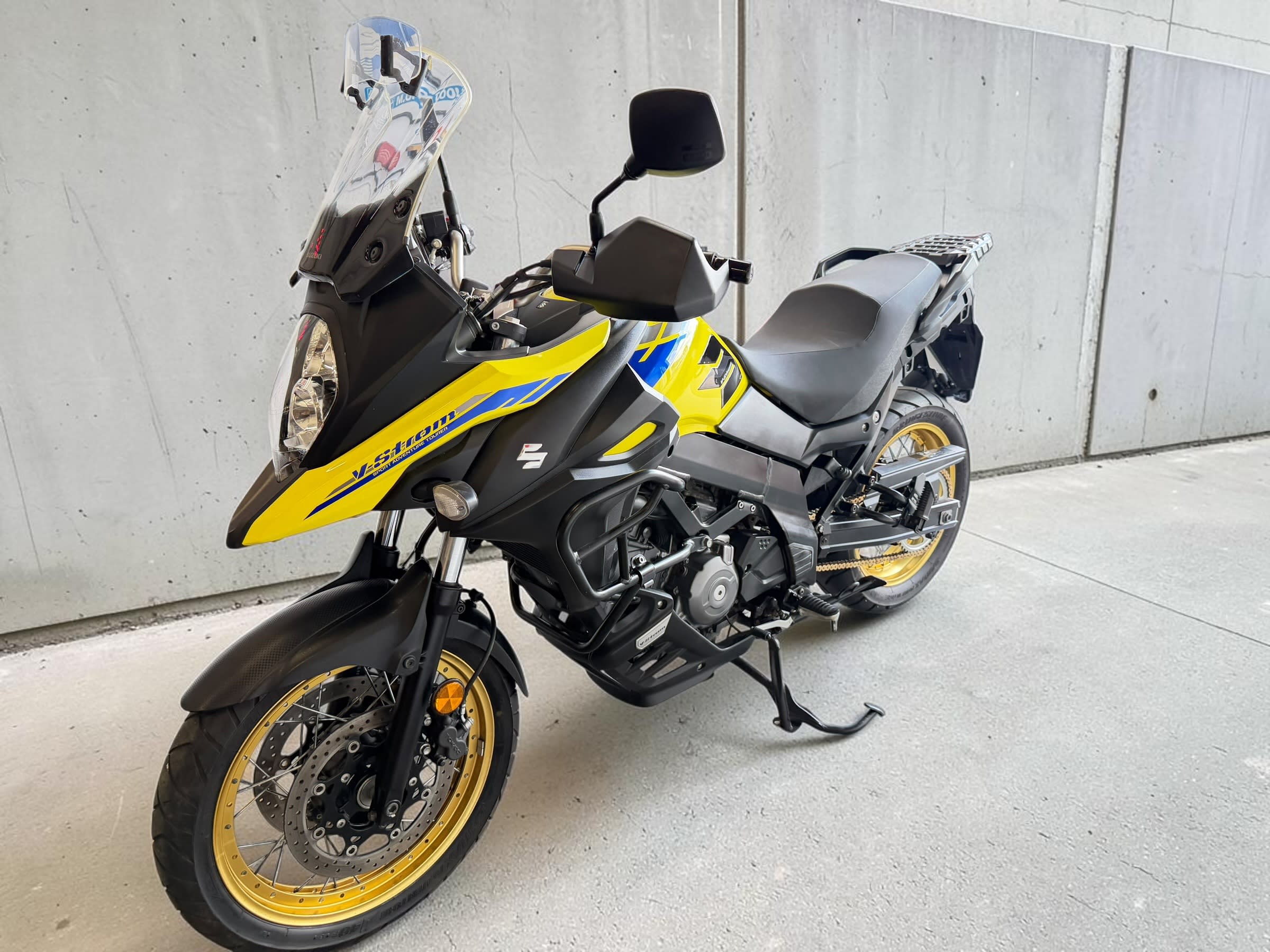 2023 Suzuki Dl 650 X AM3 645 Adventure Petrol Manual Euro 5 (71 Ps) used car for sale
