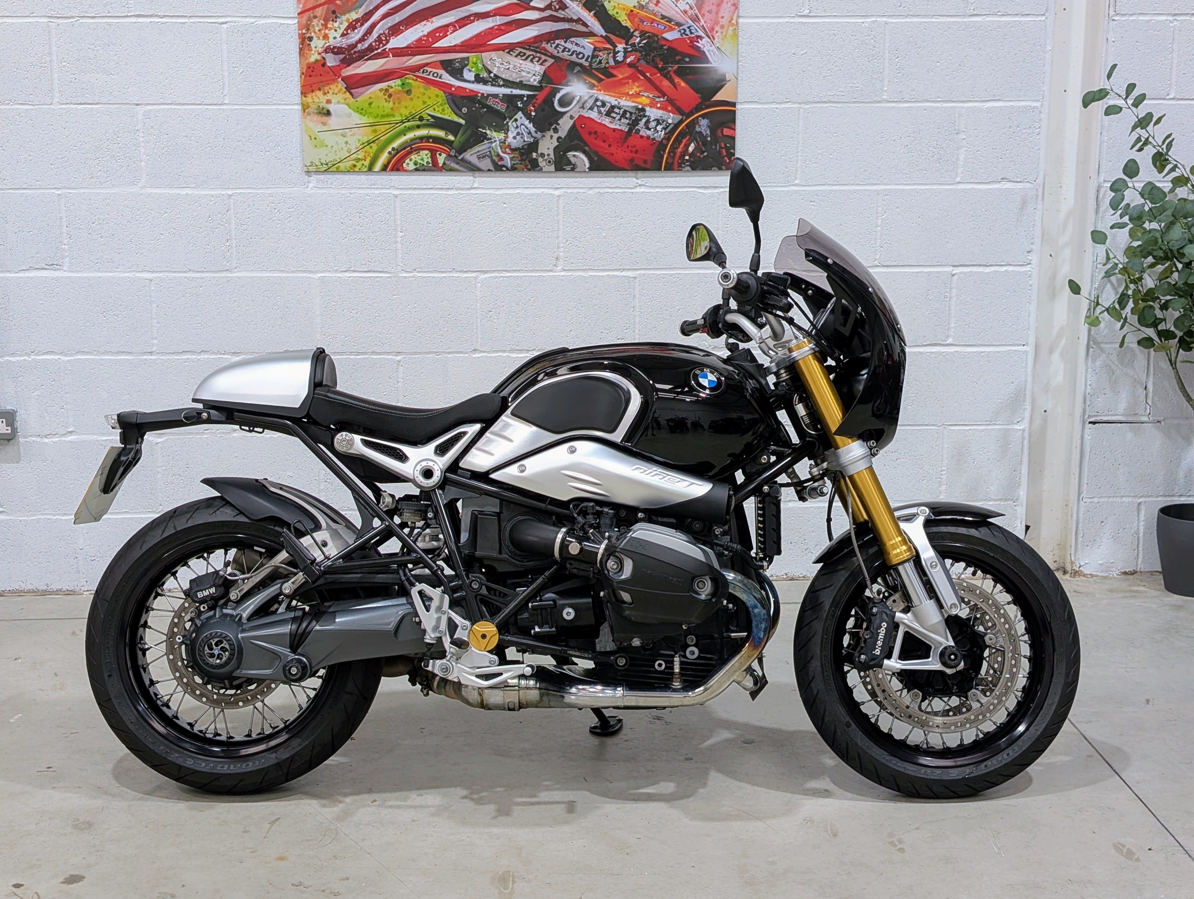 2014 BMW R Ninet 1170 Roadster/retro Petrol Manual (110 Ps) used car for sale