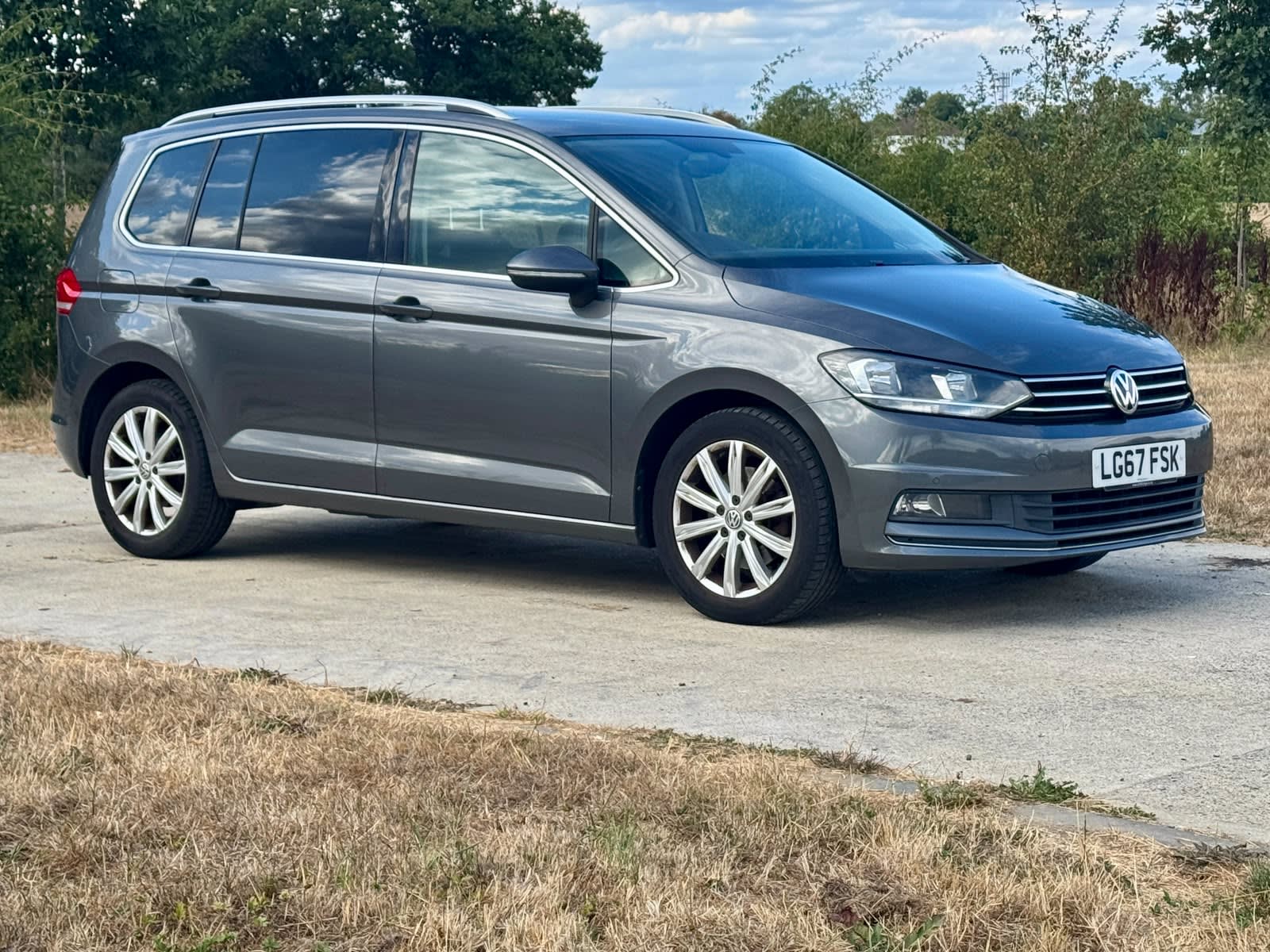 GREY 2017 VOLKSWAGEN TOURAN SEL TSI BMT