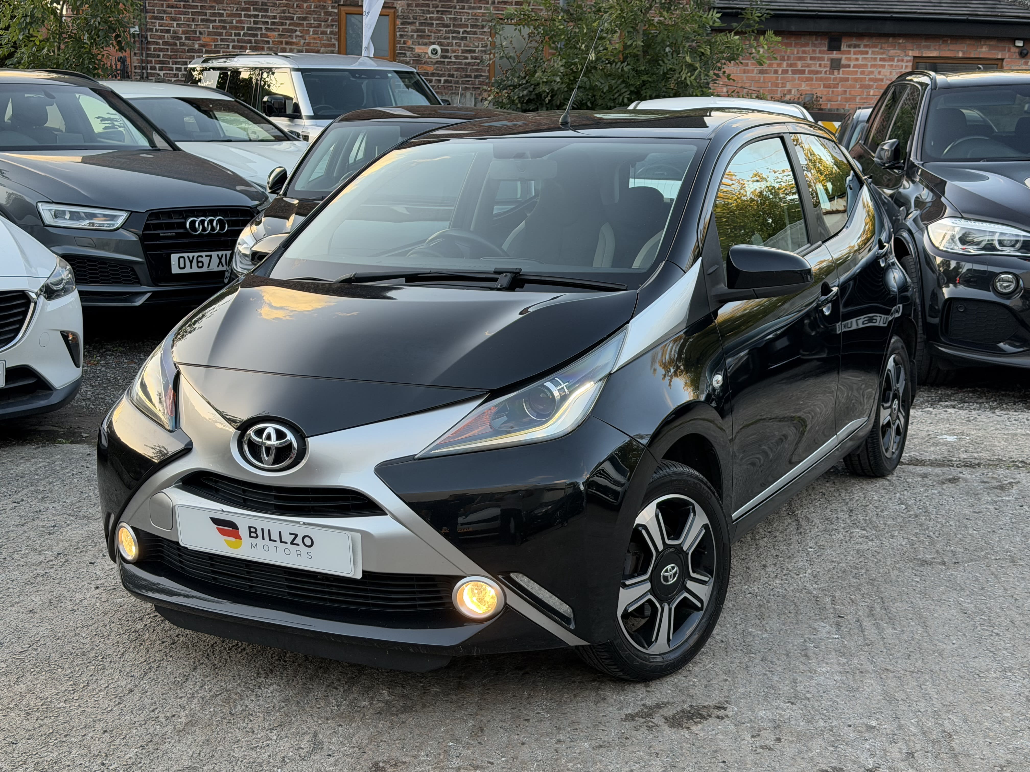 2014 Toyota Aygo X-CLUSIV Vvt-I 1.0 Vvt-I X-CLUSIV Hatchback 5DR Petrol Manual Euro 5 Euro 5 (68 Ps) used car for sale