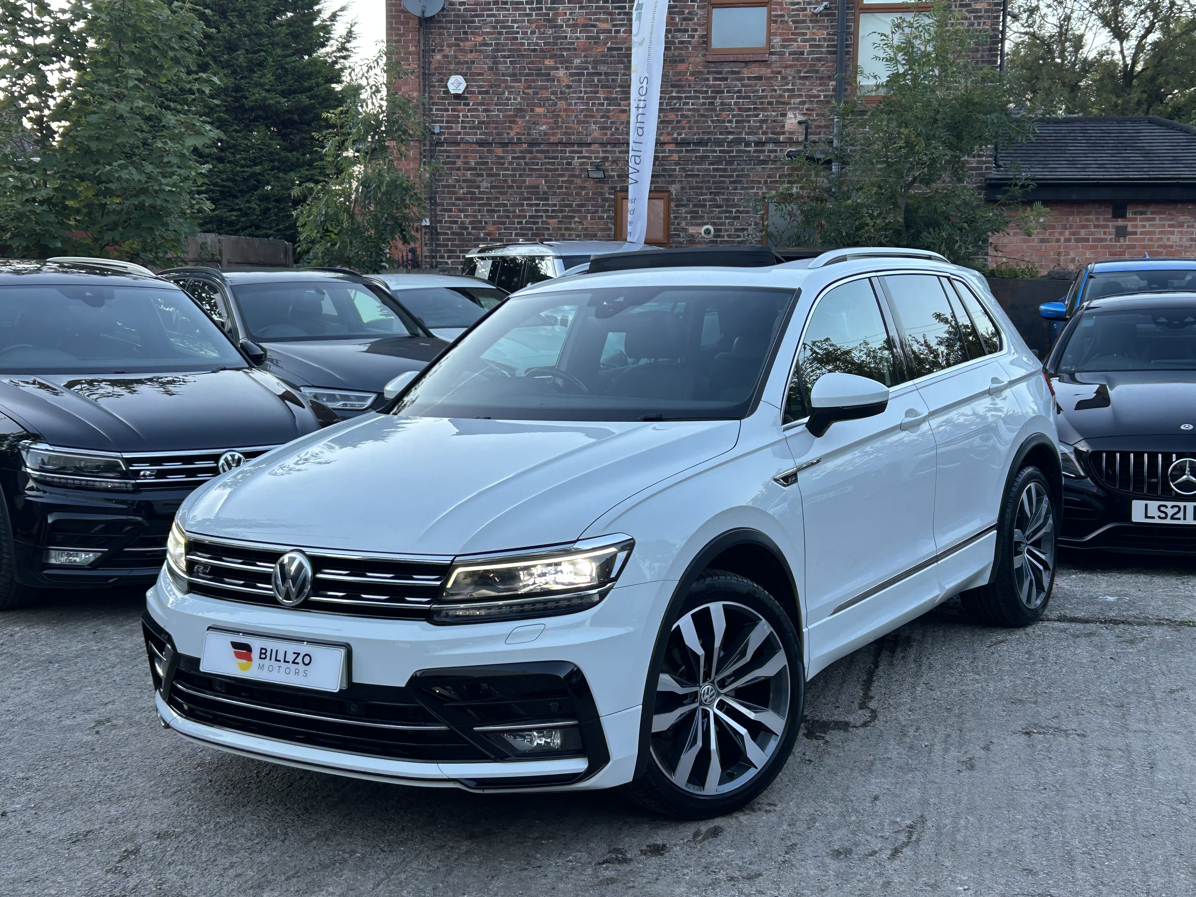 2017 Volkswagen Tiguan 2.0 TDI R-LINE SUV 5DR Diesel Dsg Euro 6 (s/s) (150 Ps) used car for sale
