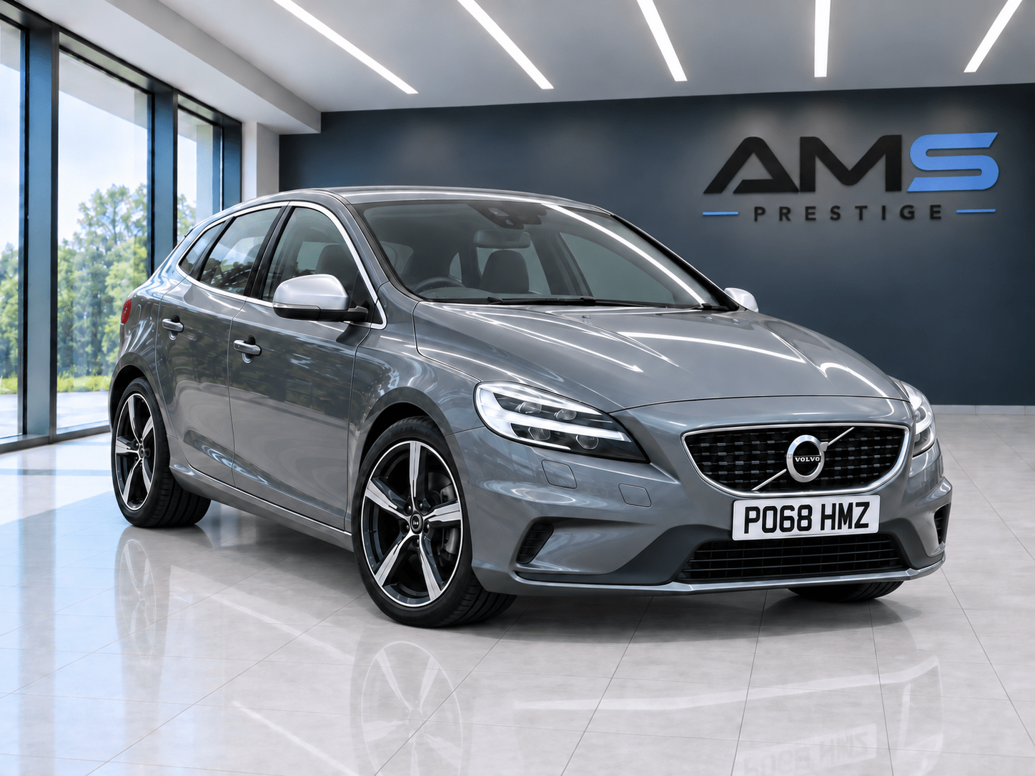 2018 Volvo V40