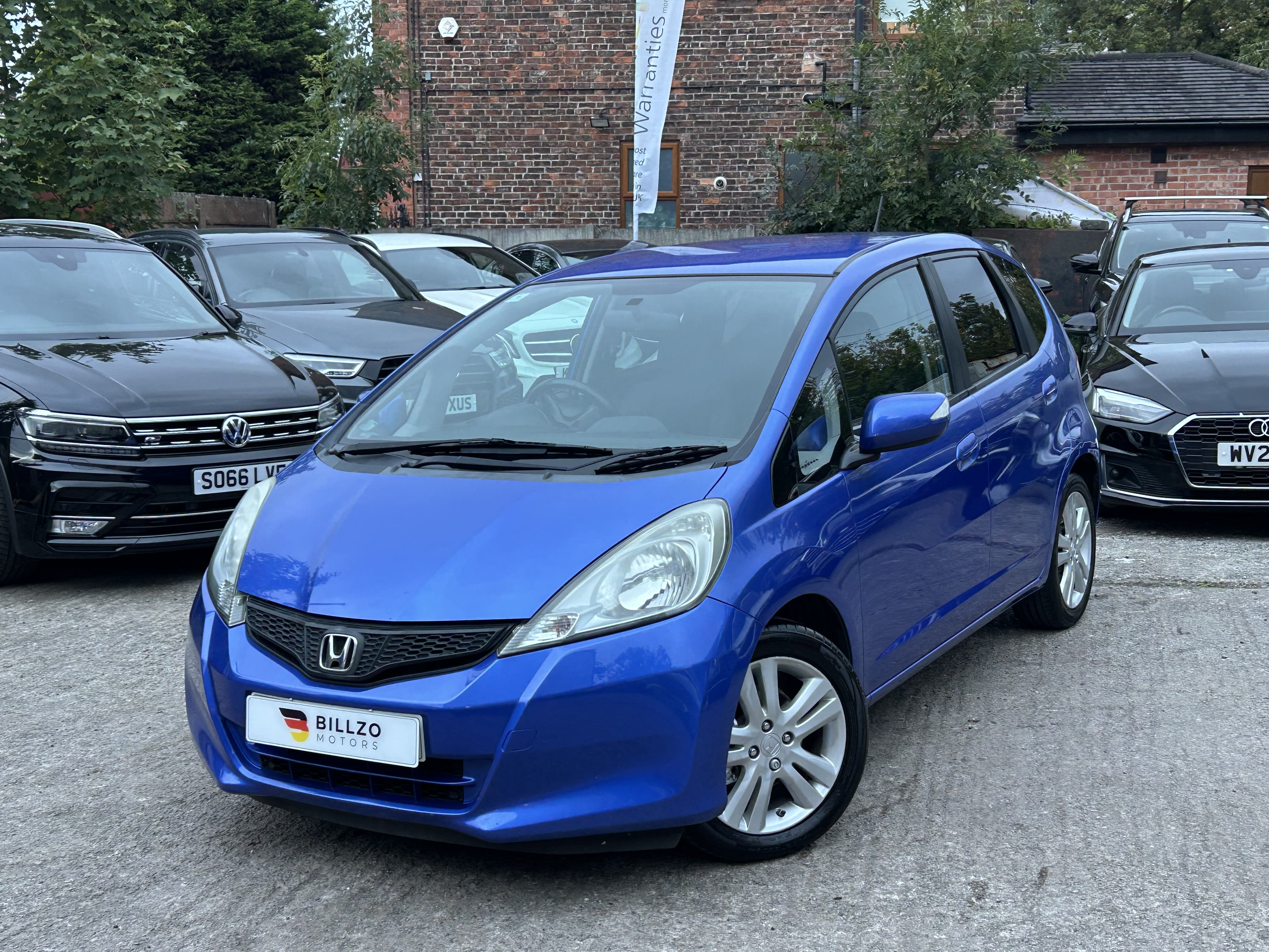 2015 Honda Jazz 1.4 I-VTEC Es Plus Hatchback 5DR Petrol Manual Euro 5 (99 Ps) used car for sale