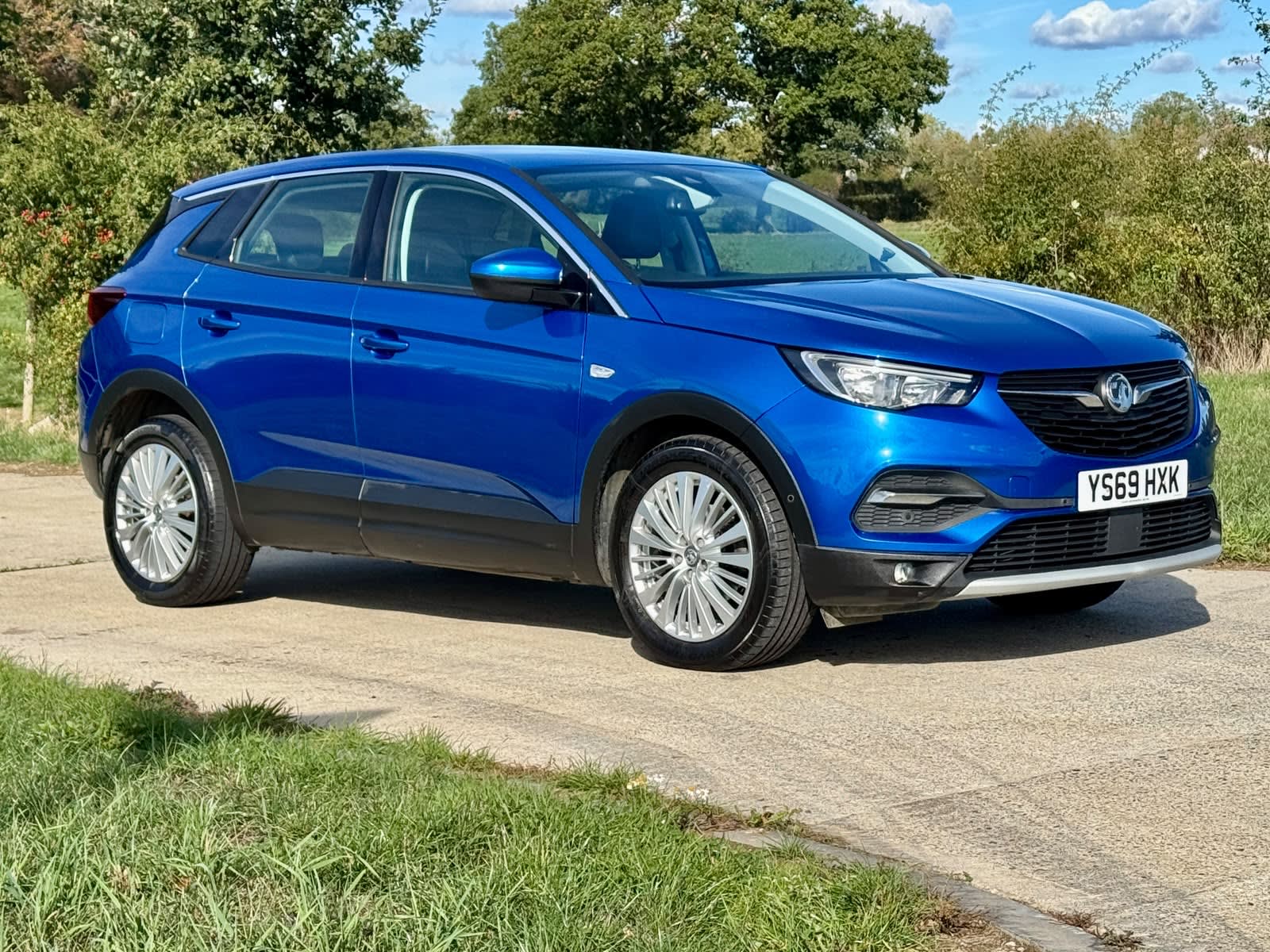 BLUE 2019 VAUXHALL GRANDLAND X TECH LINE NAV T SS