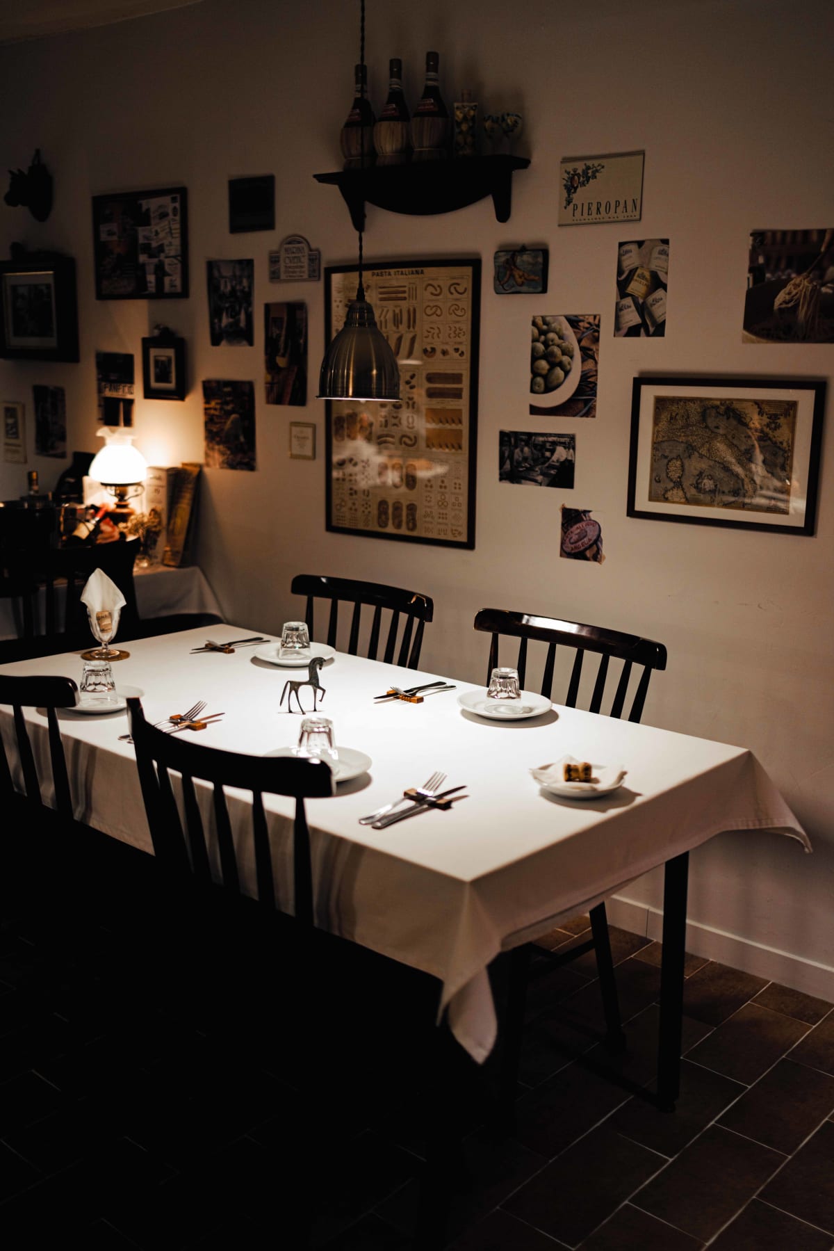 Antica Trattoria, Seoul: The Scene (1)