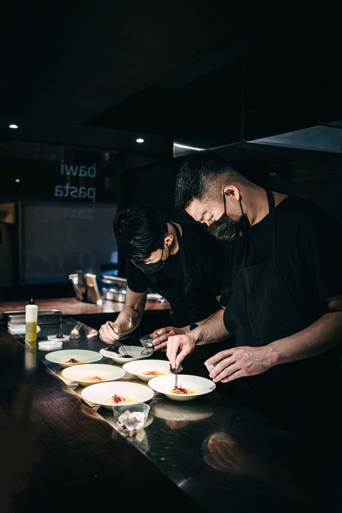 bawi pastabar, Seoul: The Openers (12)
