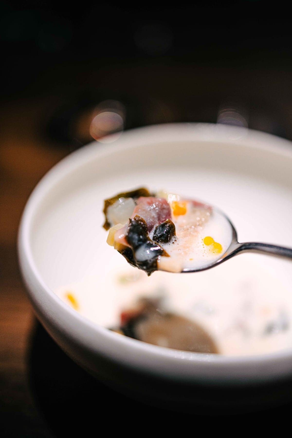 VINHO, Seoul: Greek Resin (4)