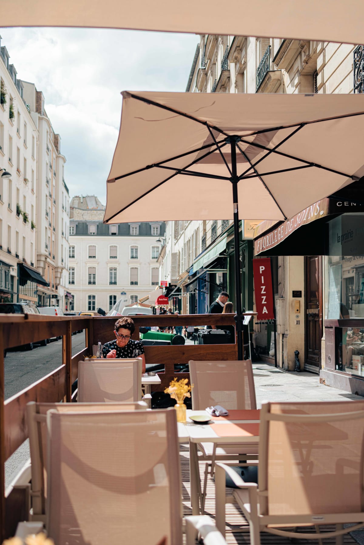 Tomy & Co, Paris: Rue Surcouf