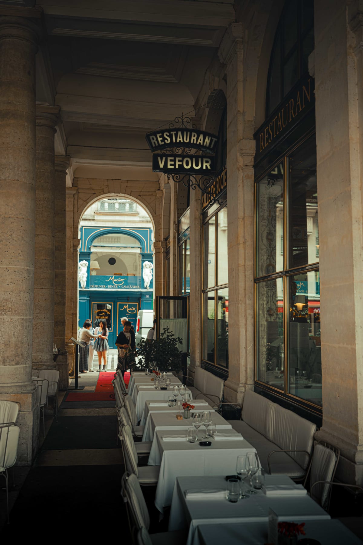 Le Grand Véfour, Paris: A House From 1784 (1)