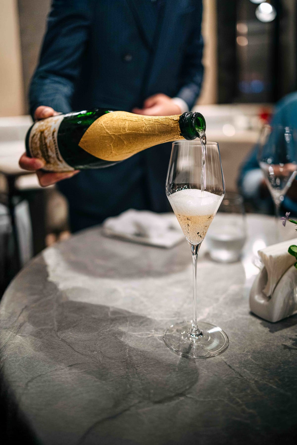 VEA, Central: The Champagne (2)