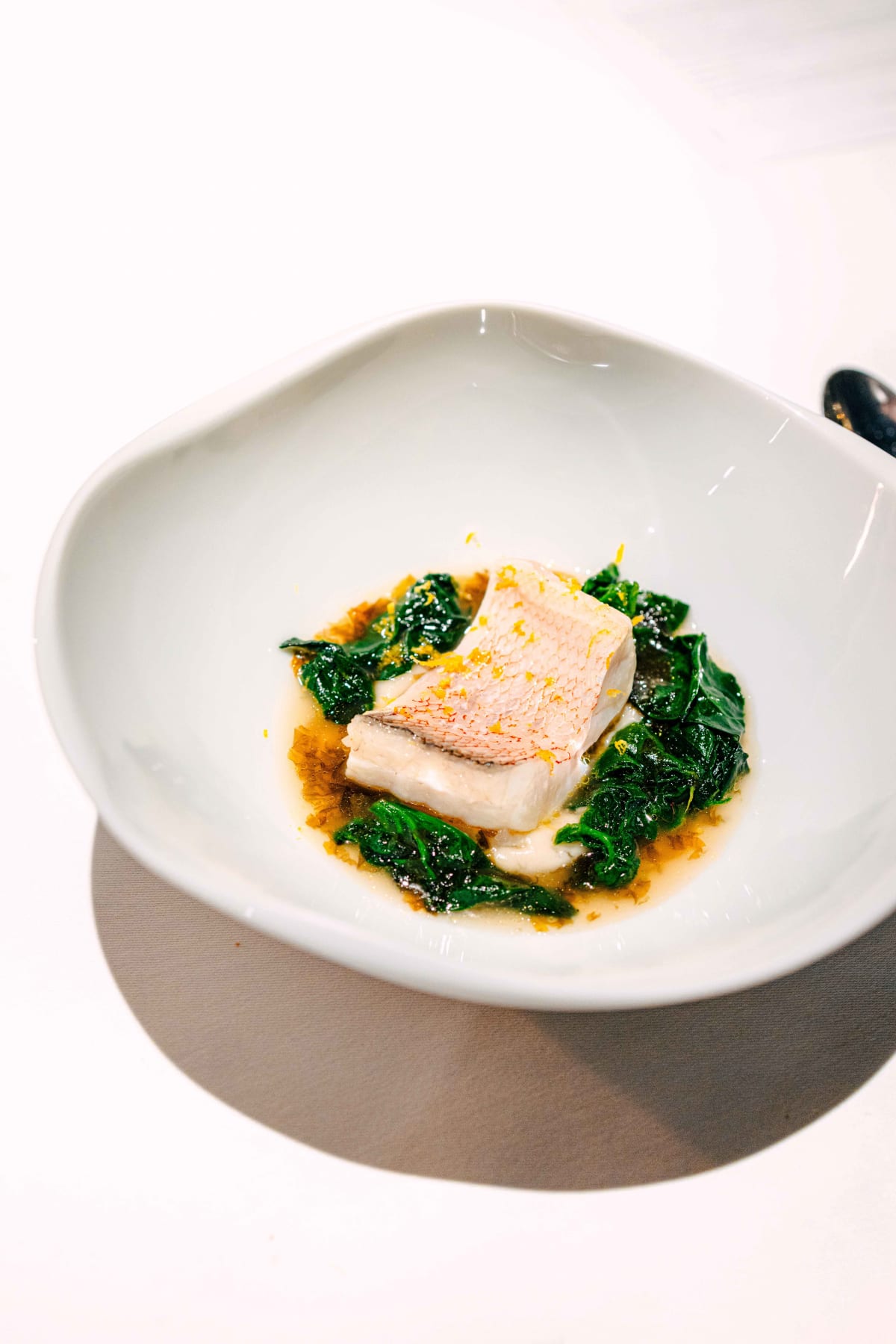 L'Effervescence, Tokyo: Tranquil depth, the whey marinated amadai