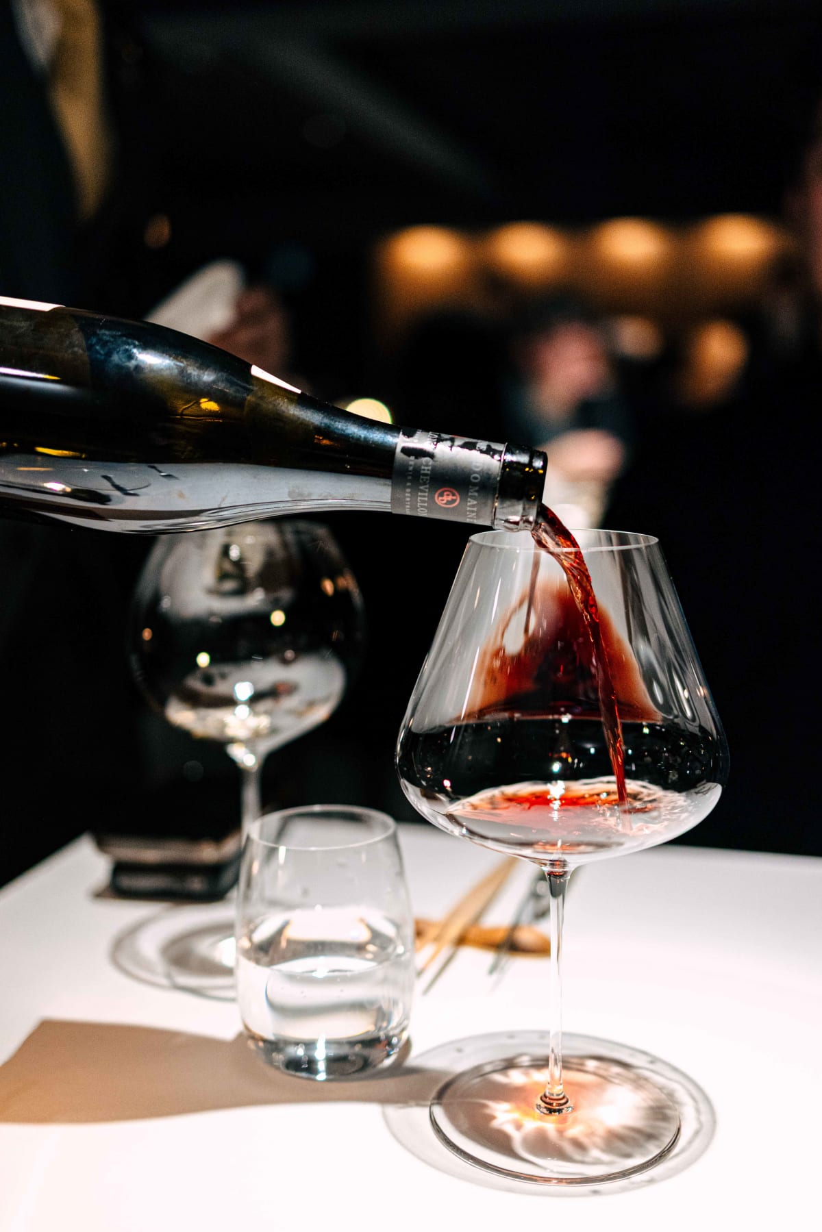 L'Effervescence, Tokyo: Domaine Robert Chevillon Nuits-Saint-Georges 1er Cru Les Chaignots 2014