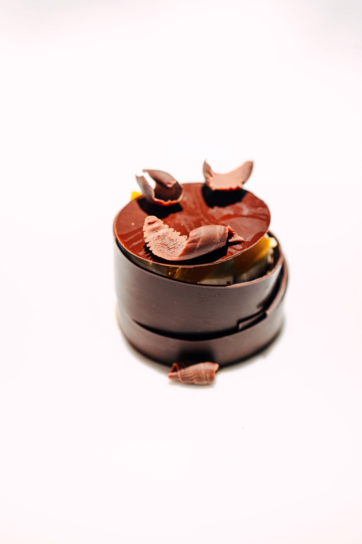 L'Effervescence, Tokyo: Mountains, the Arhuaco chocolate dessert with navel orange