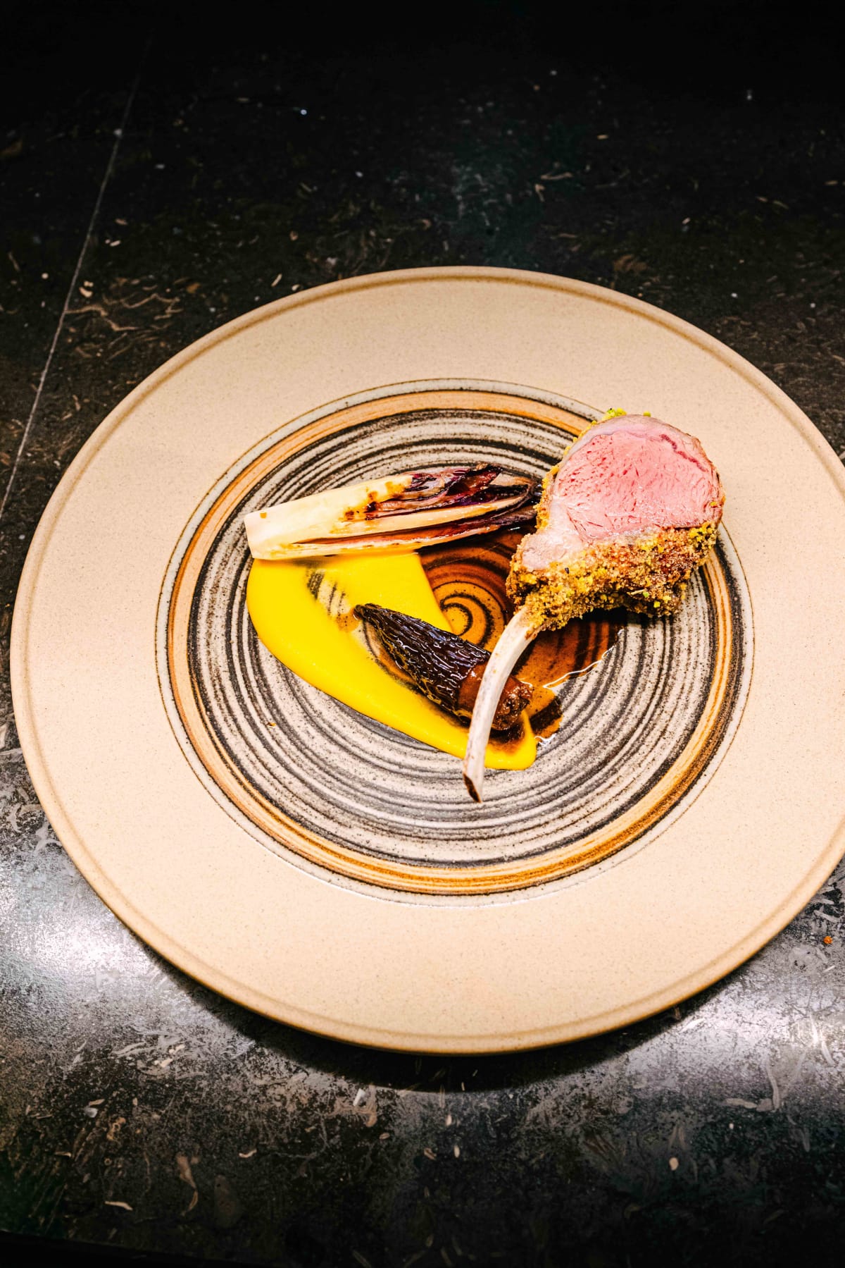 Via Toledo, Seoul: further views of the lamb main