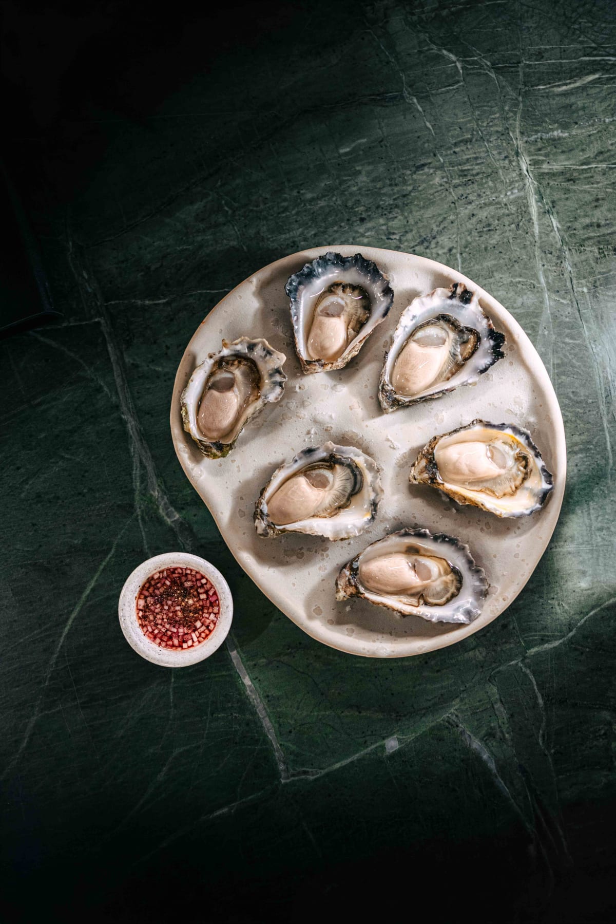 Saint Peter, Sydney: the platter of three Australian oysters