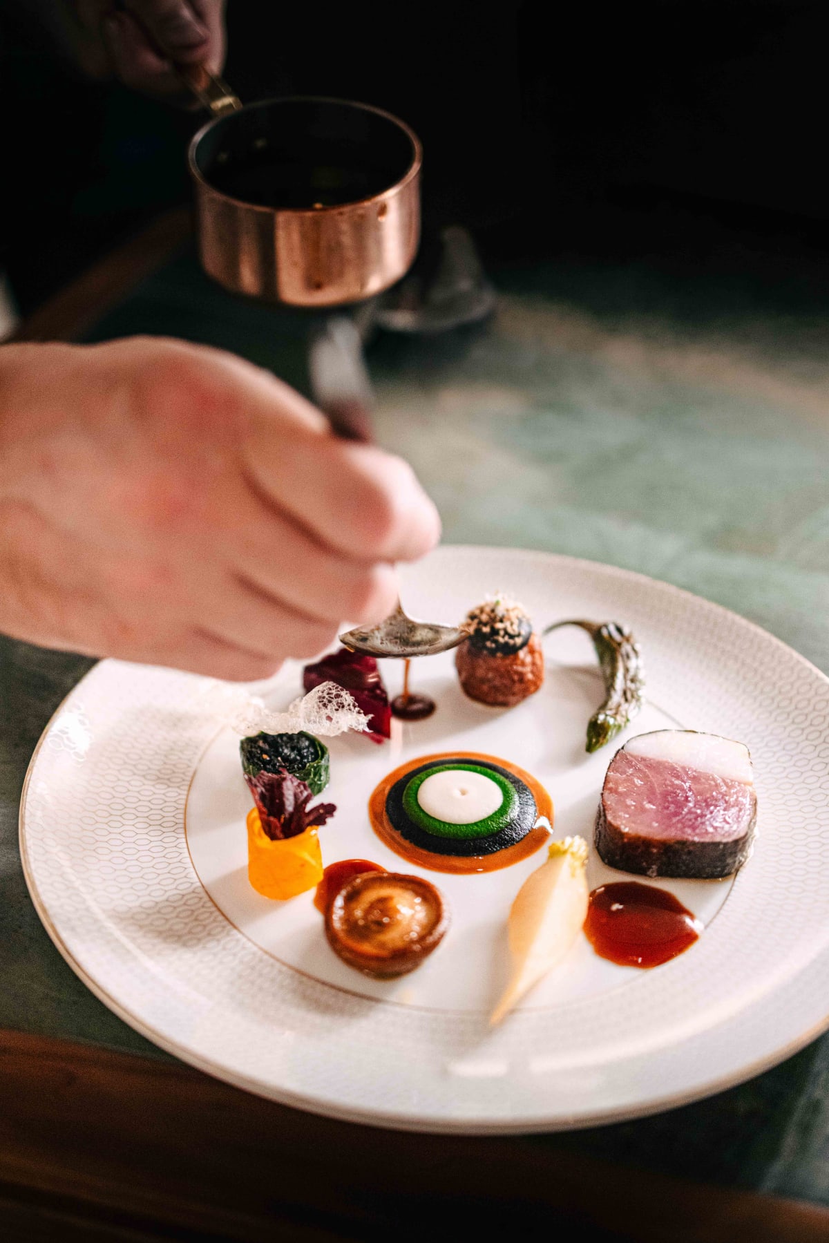 Saint Peter, Sydney: the sauce poured at the table