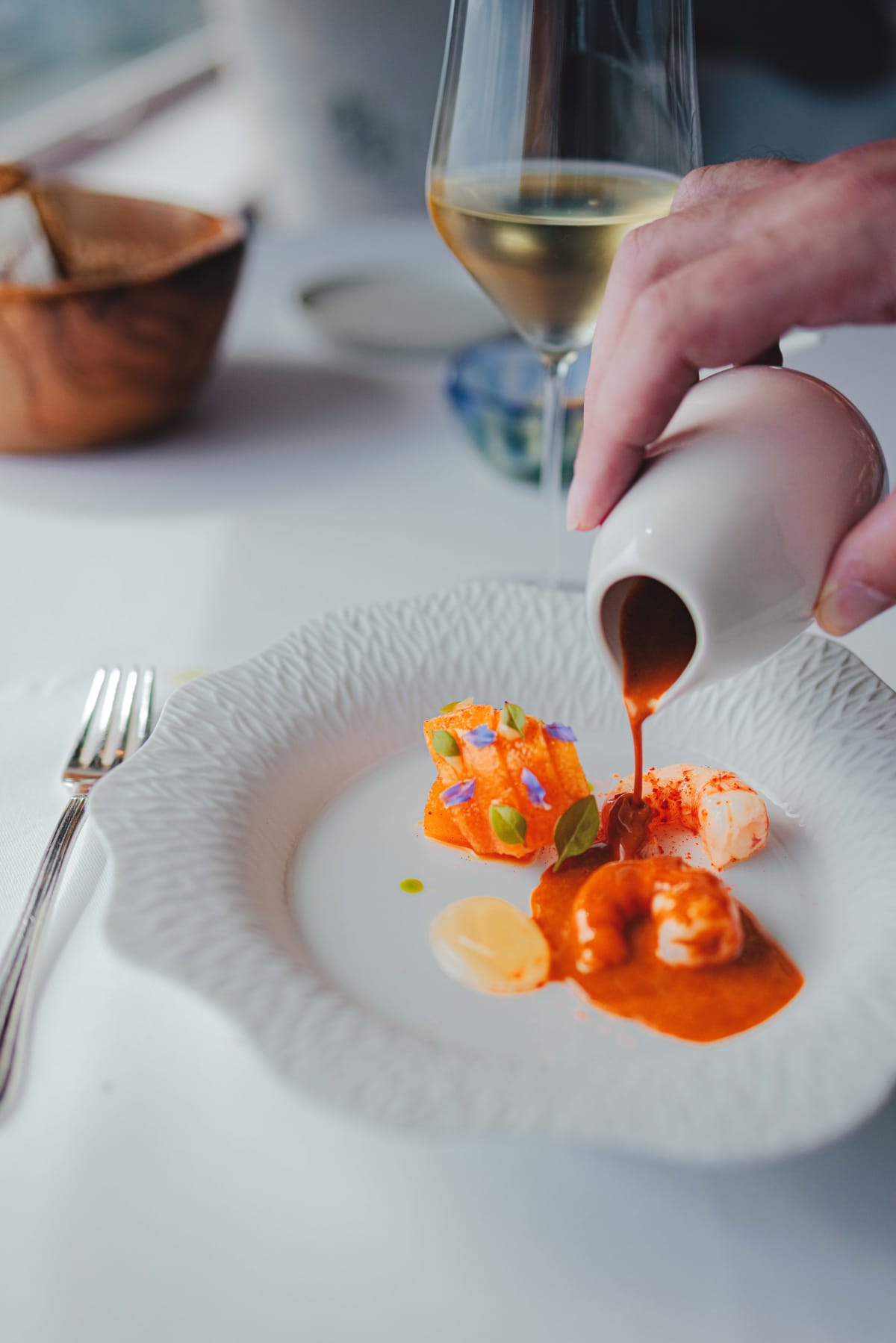 La Chèvre d'Or, Èze: the crustacean sauce poured at the table