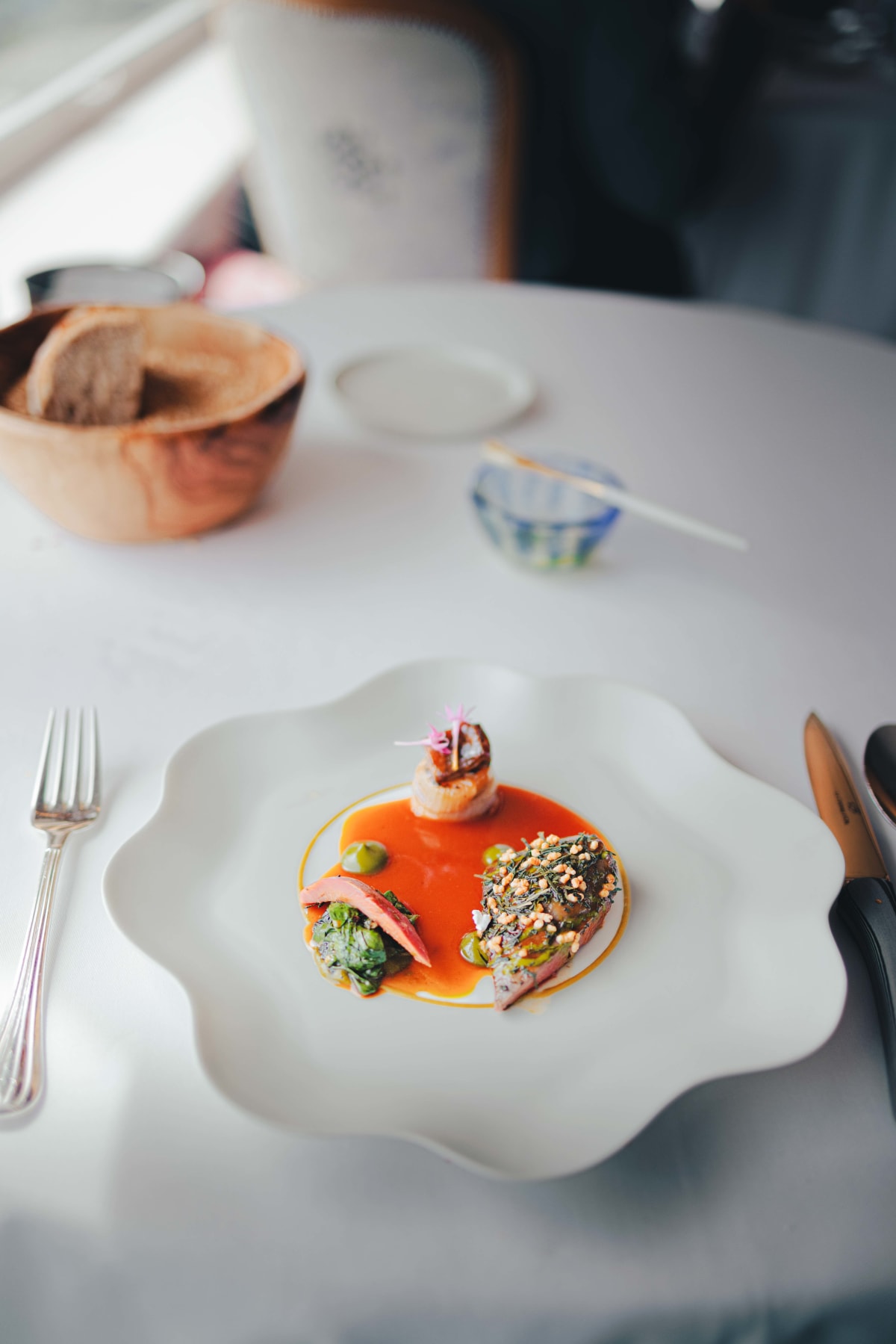 La Chèvre d'Or, Èze: the pigeon with herbs and grain crisp