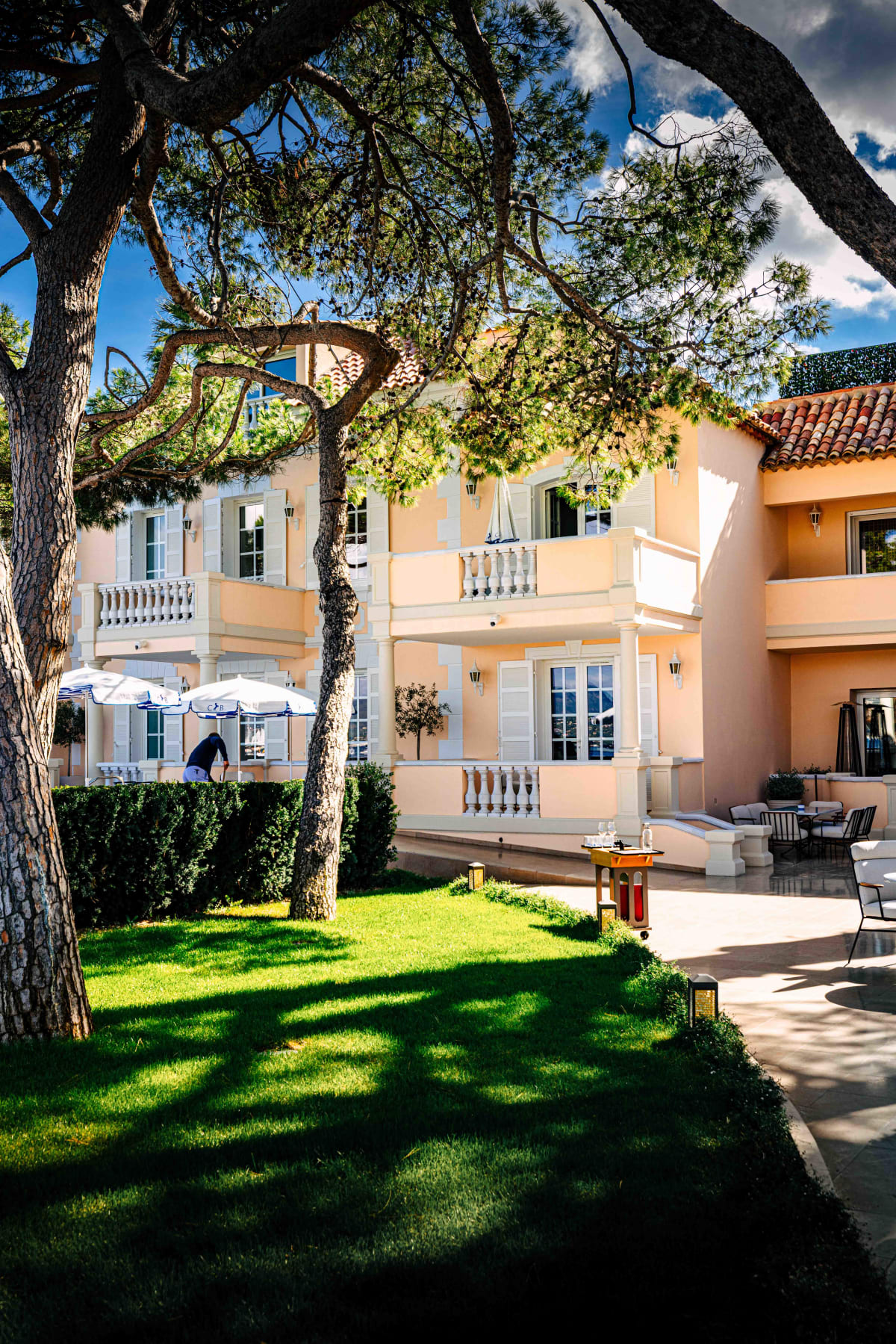 La Terrasse, Saint-Tropez: the restaurant seen from the landward side