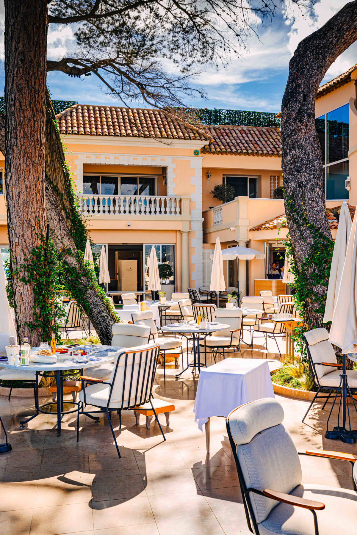 La Terrasse, Saint-Tropez: Day And Night (5)