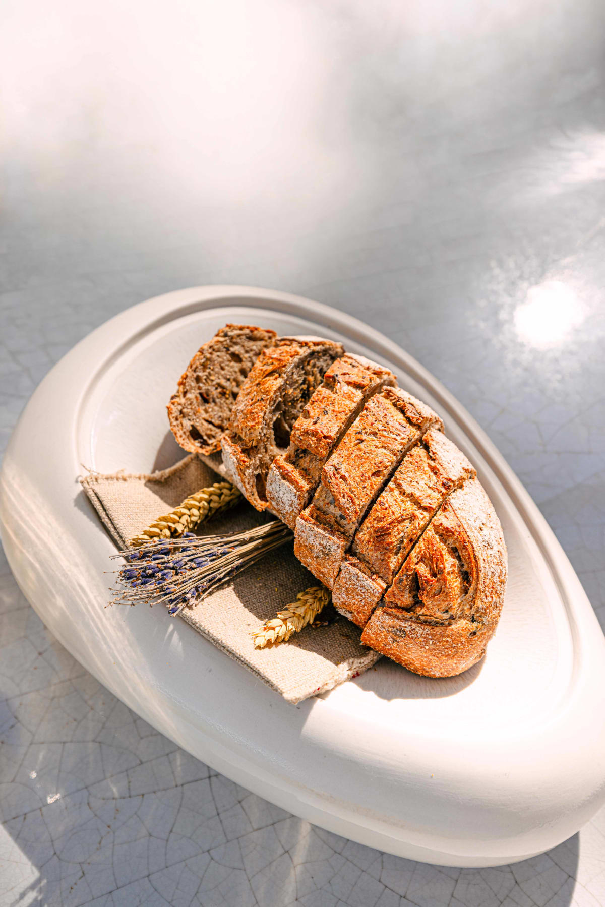La Terrasse, Saint-Tropez: the two breads baked with Provençal ingredients