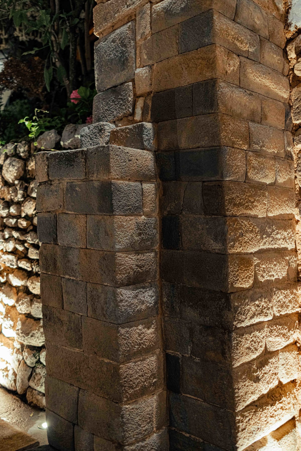 Mauka, Cusco: Three Eras Of Stone (7)