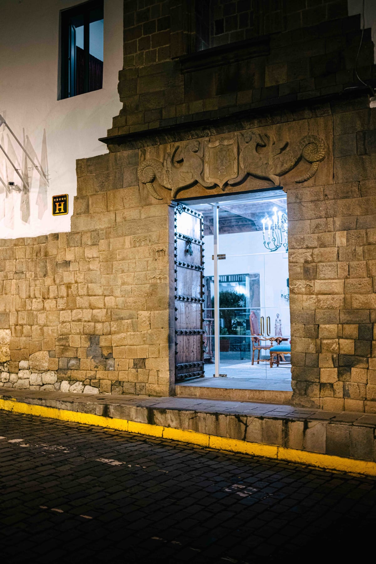Mauka, Cusco: The Service (7)