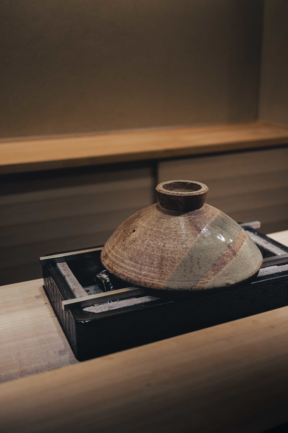 Myoujyaku, Tokyo: an object set on the counter