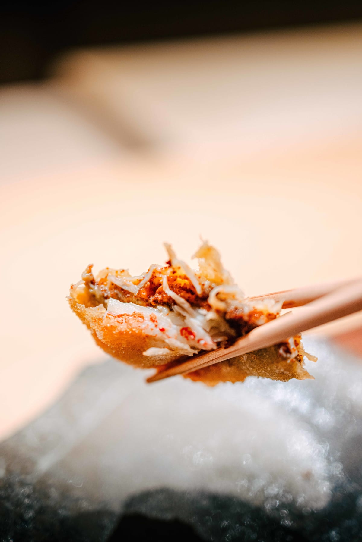 Myoujyaku, Tokyo: the crab roe inside